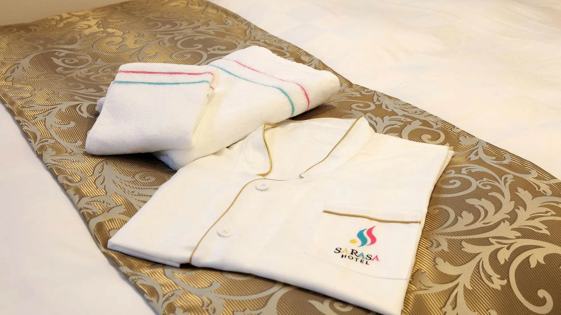 ****  Sarasa Hotel Shin-Osaka Giappone